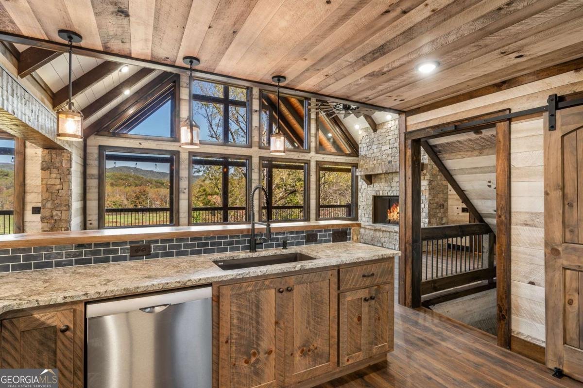 7590 Mobile Road Blue Ridge - 22