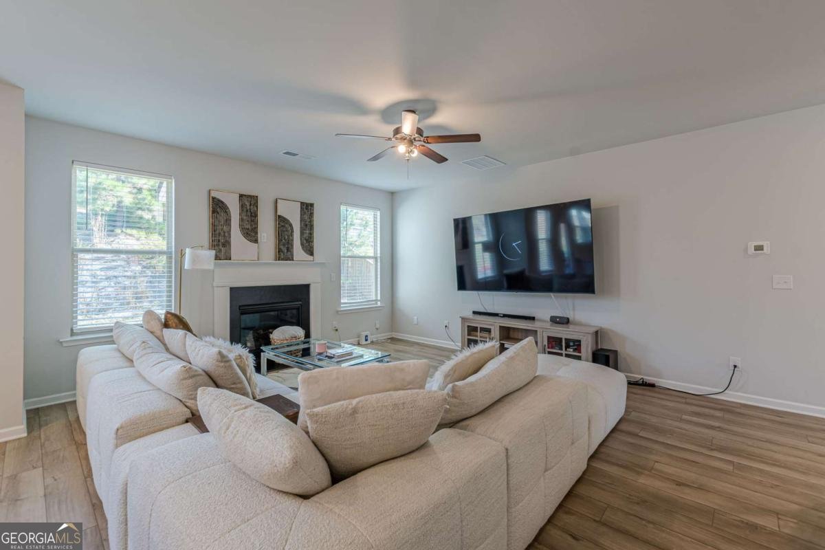 4876 Elm Leaf Drive Atlanta - 19
