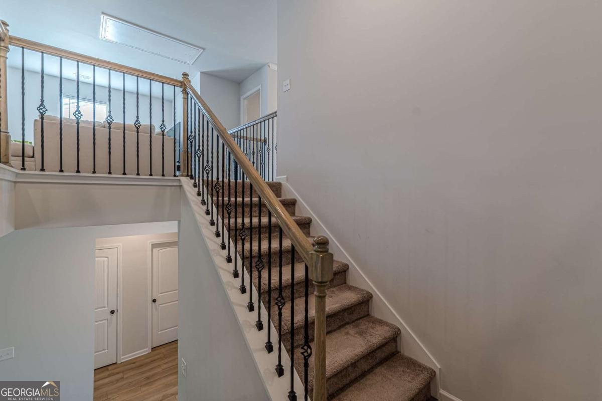 4876 Elm Leaf Drive Atlanta - 38