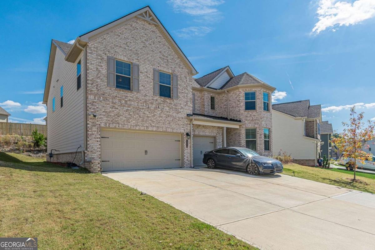 4876 Elm Leaf Drive Atlanta - 4