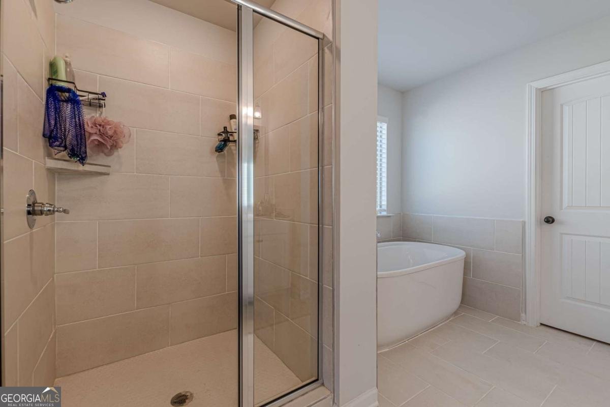4876 Elm Leaf Drive Atlanta - 55