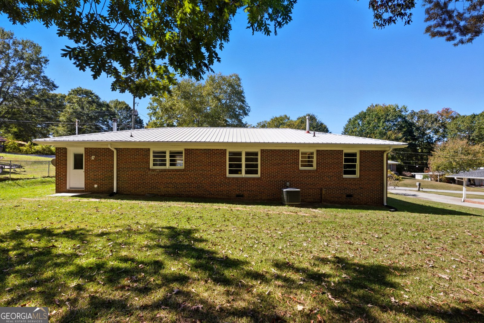 229 Hilltop Lane Toccoa - 21