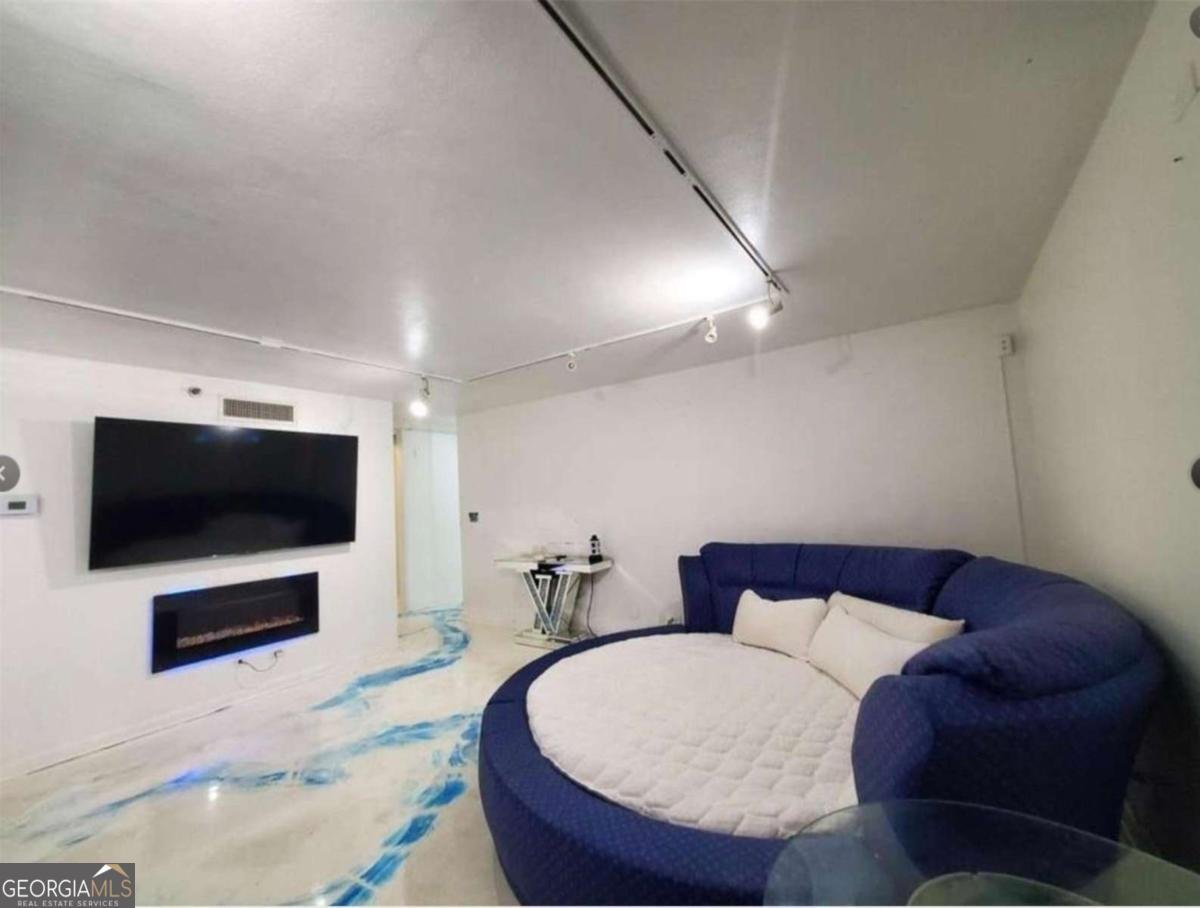 620 Peachtree Street Atlanta - 10