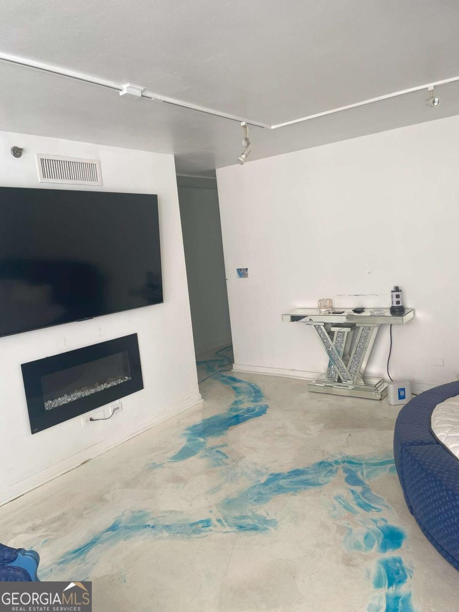 620 Peachtree Street Atlanta - 12