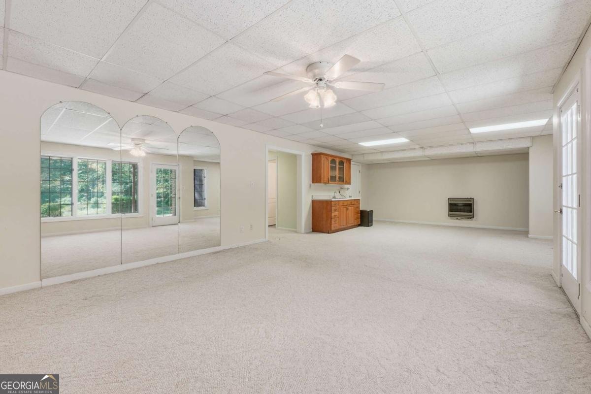 40 JOE LEE Drive Sharpsburg - 16