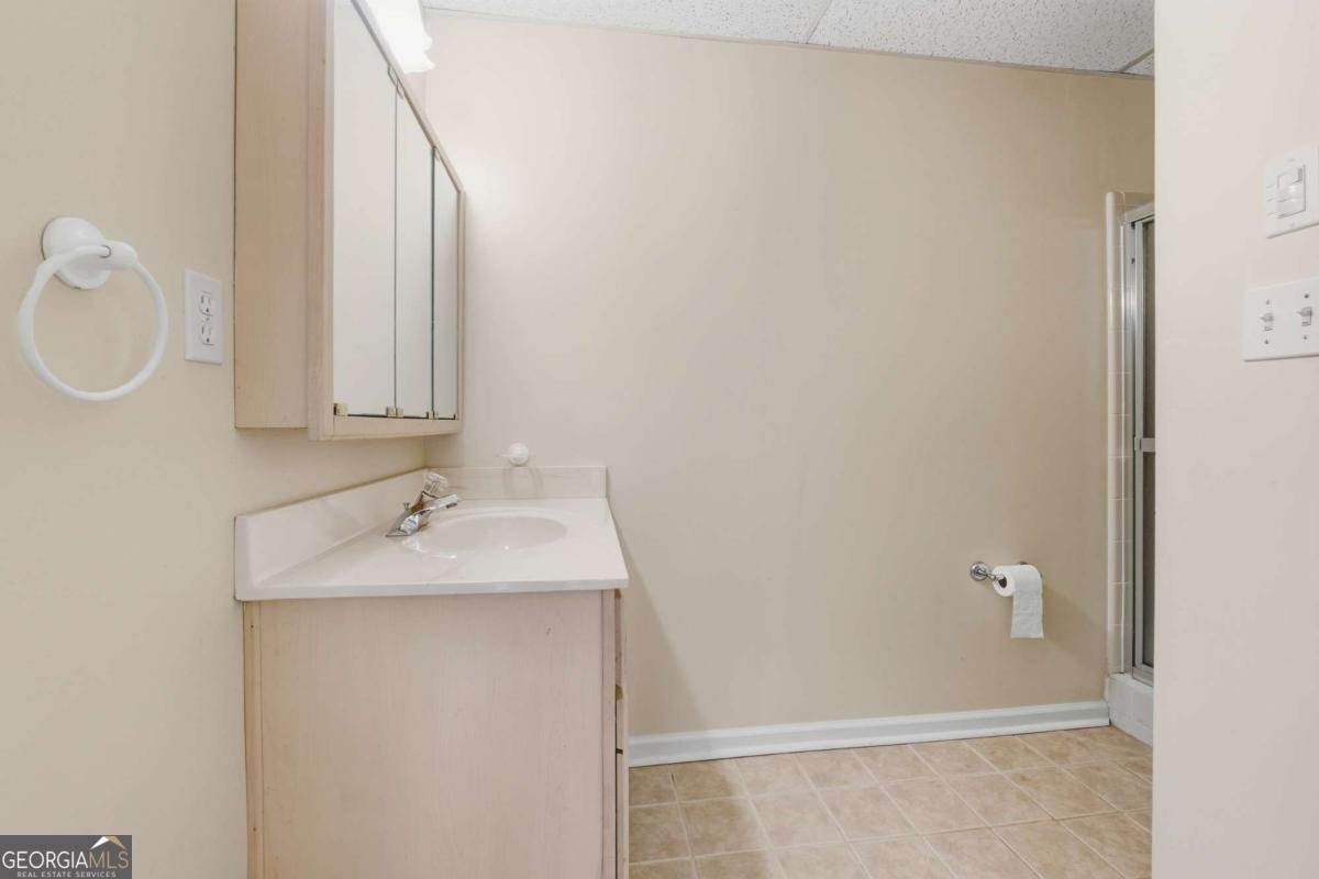 40 JOE LEE Drive Sharpsburg - 36