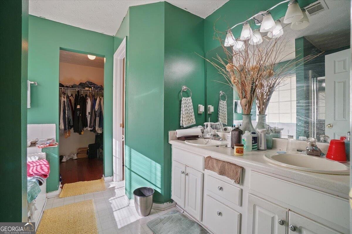 915 Harbins View Drive Dacula - 14