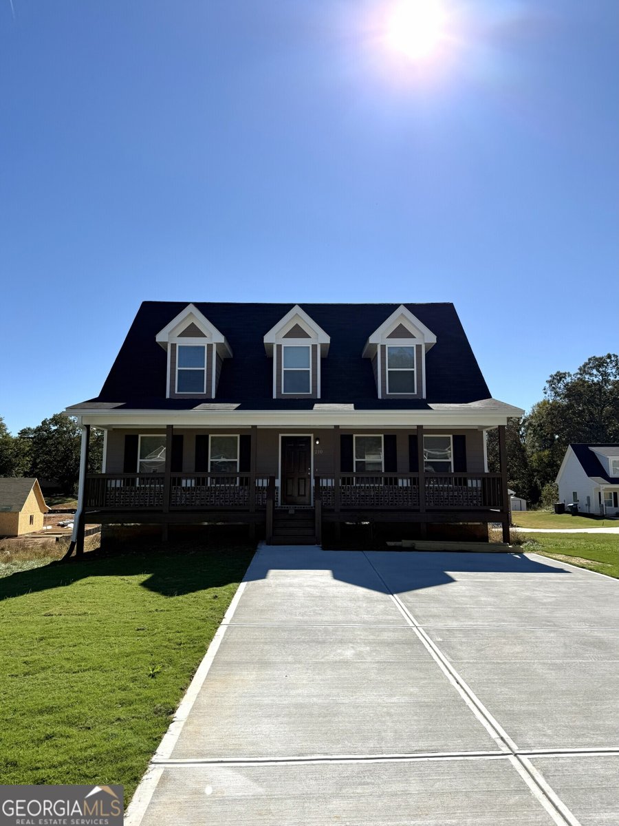 210 Charlotte Circle Statham - 1