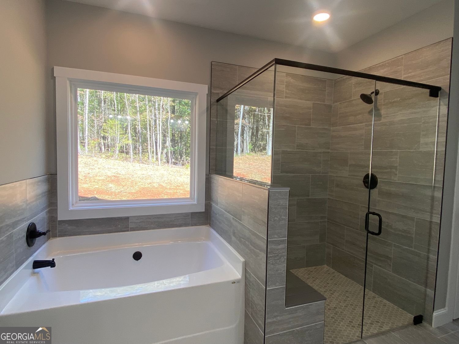 1544 English Road Forsyth - 17