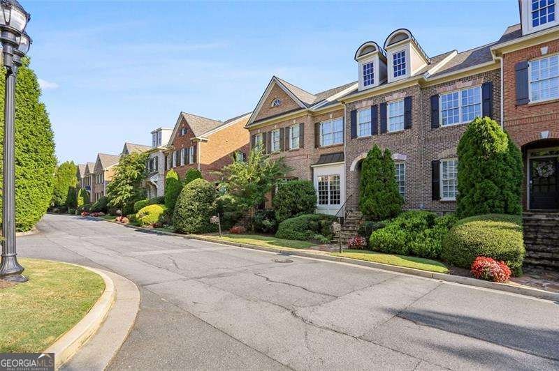 594 PARKSIDE VILLAGE Way Marietta - 1