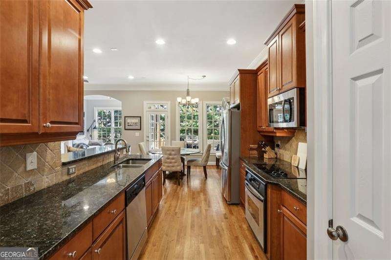 594 PARKSIDE VILLAGE Way Marietta - 16