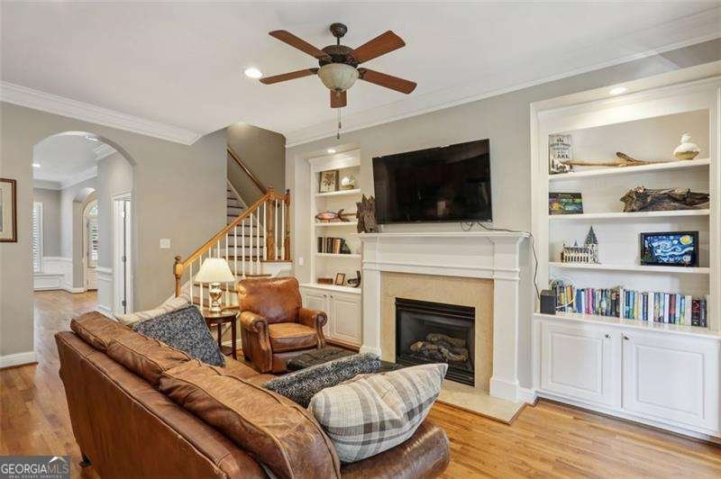 594 PARKSIDE VILLAGE Way Marietta - 19