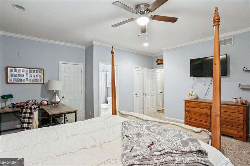 594 PARKSIDE VILLAGE Way Marietta - 40