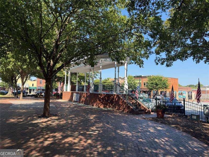 594 PARKSIDE VILLAGE Way Marietta - 45