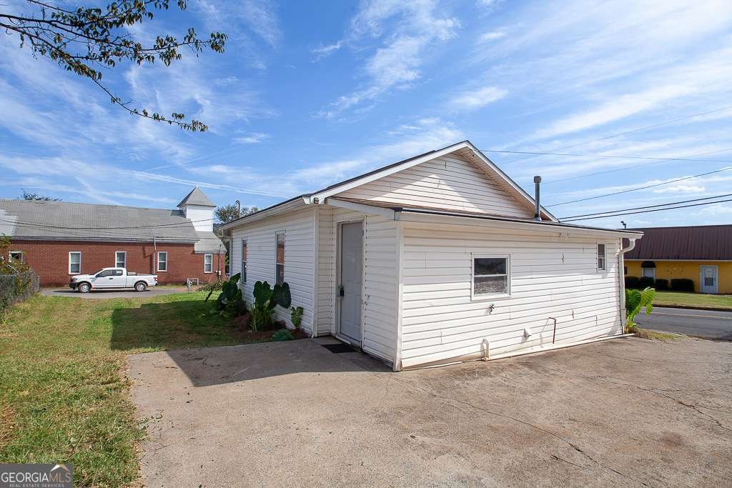 100 Neal Street Calhoun - 6