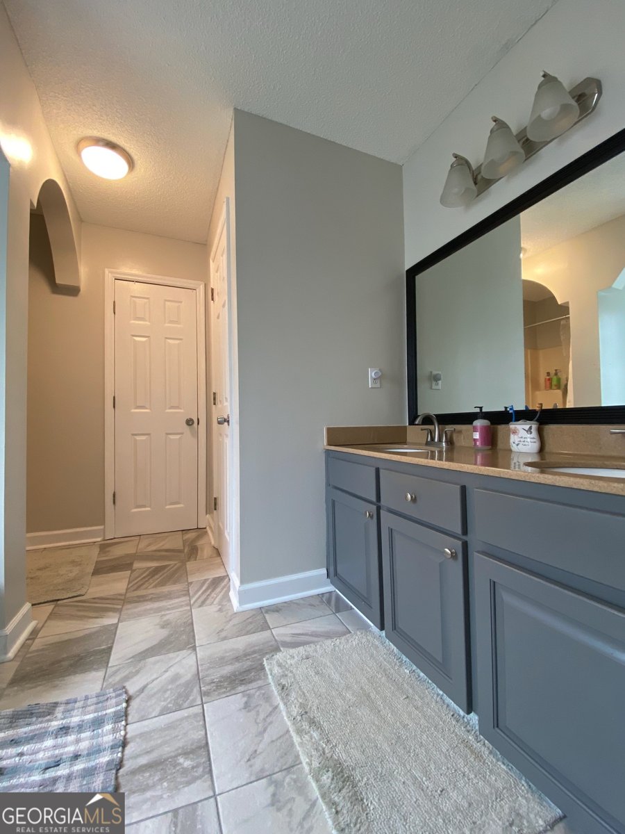 103 Fawn Court Byron - 13