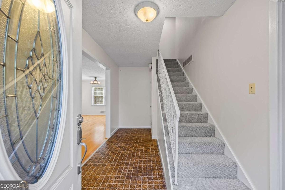584 Oak Court Conyers - 2