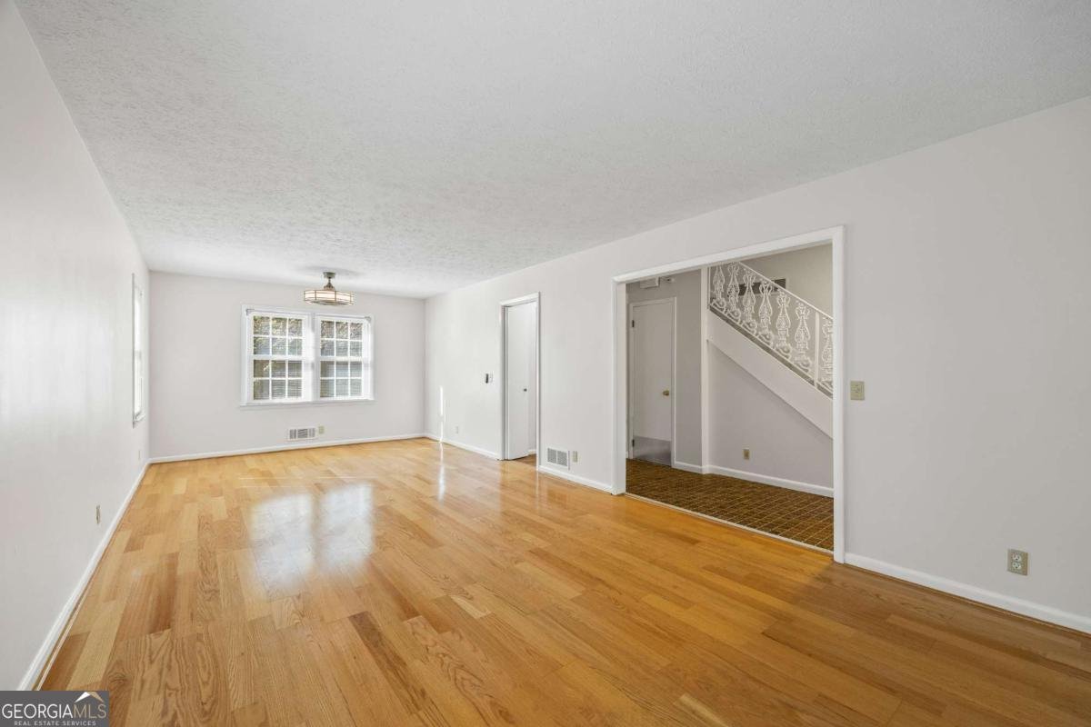 584 Oak Court Conyers - 6