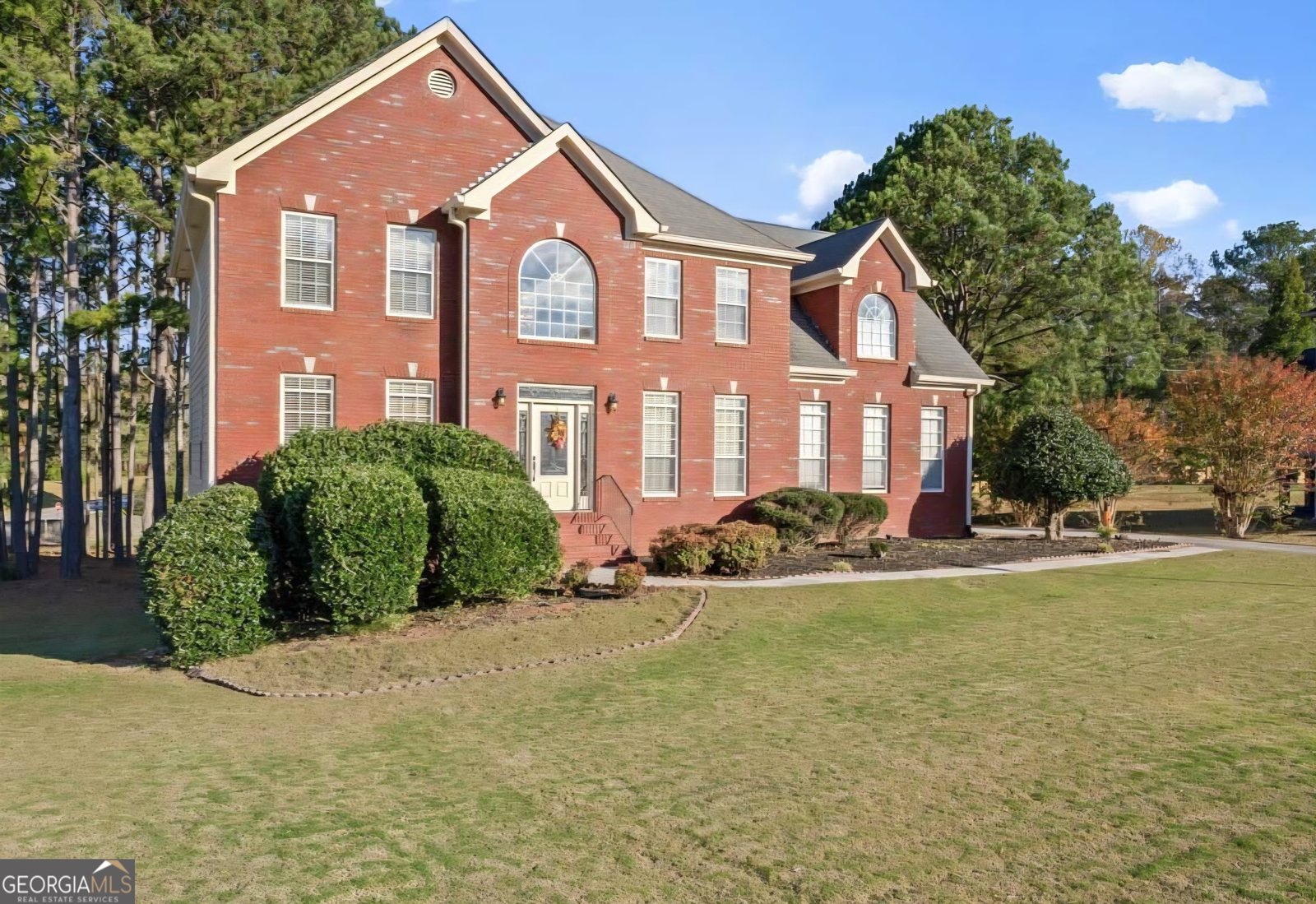 176 Fairoaks Circle Stockbridge - 1