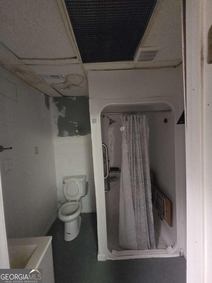 3295 Stoneybrook Drive Douglasville - 14