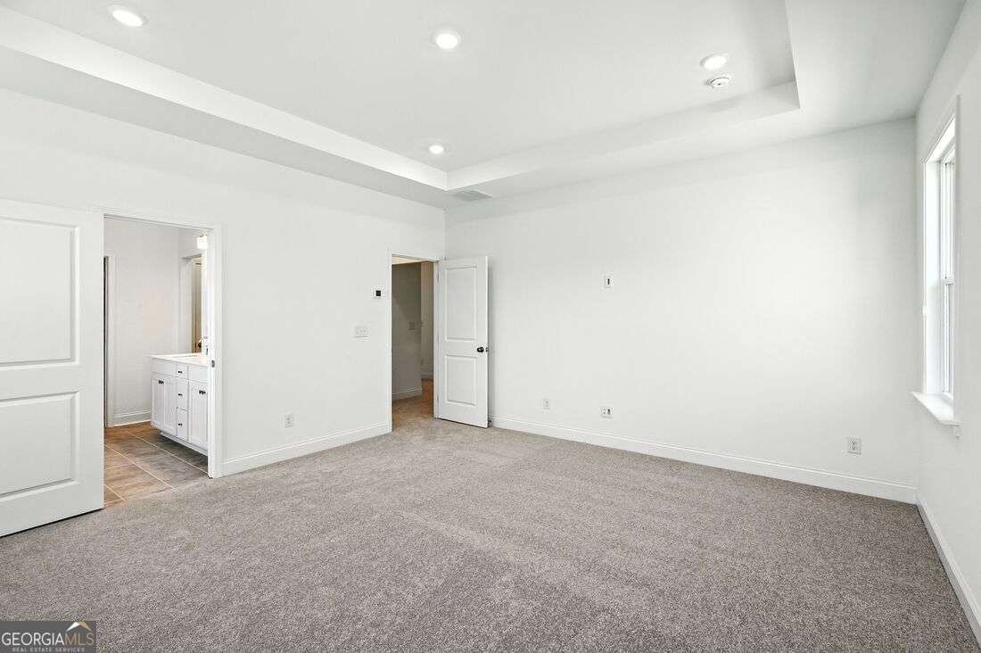 495 Kennington Walk Loganville - 30