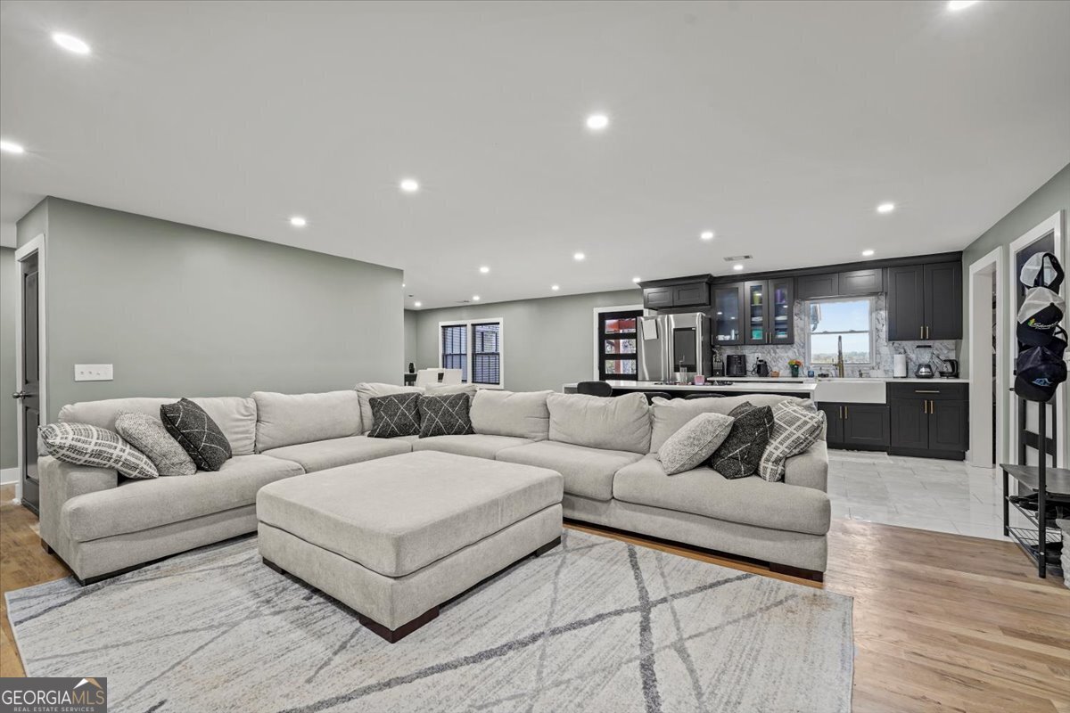 280 ETHERIDGE Auburn - 8