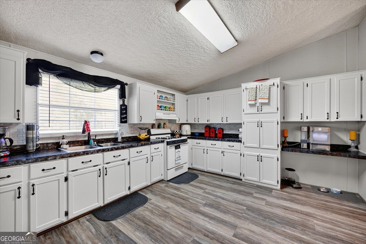 1659 Henderson Road Macon - 10