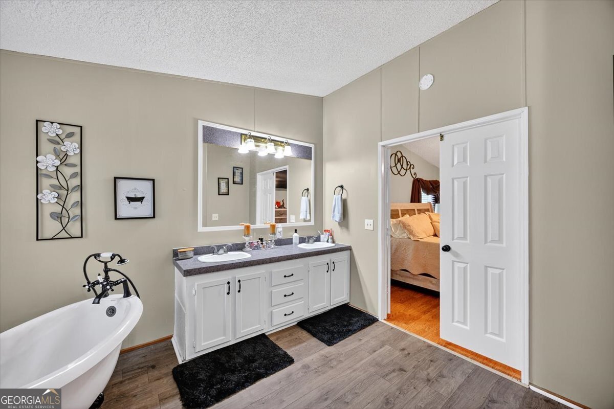 1659 Henderson Road Macon - 20