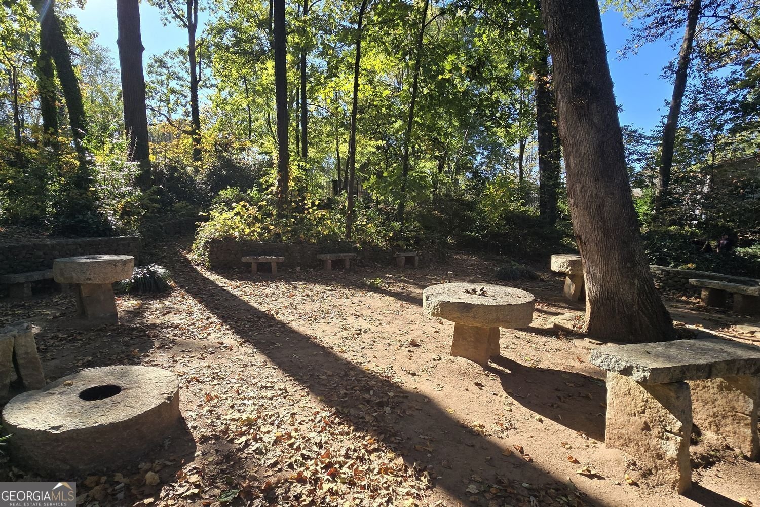 1418 Foxhall Lane Atlanta - 40