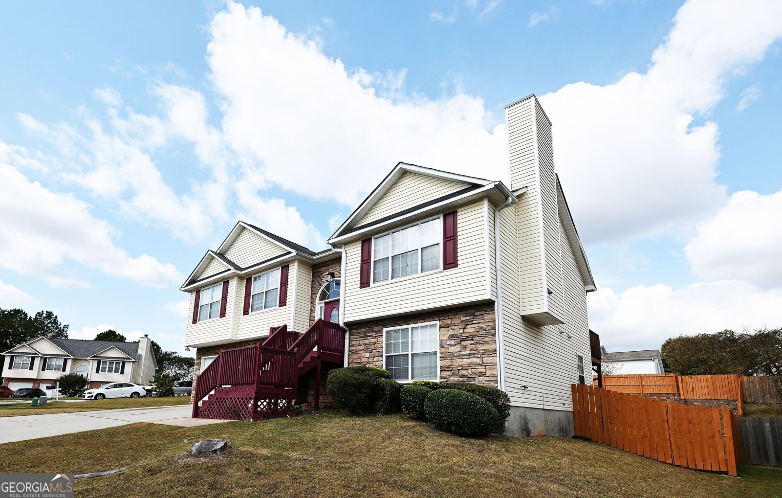 816 Lorraine Lane Stockbridge - 3