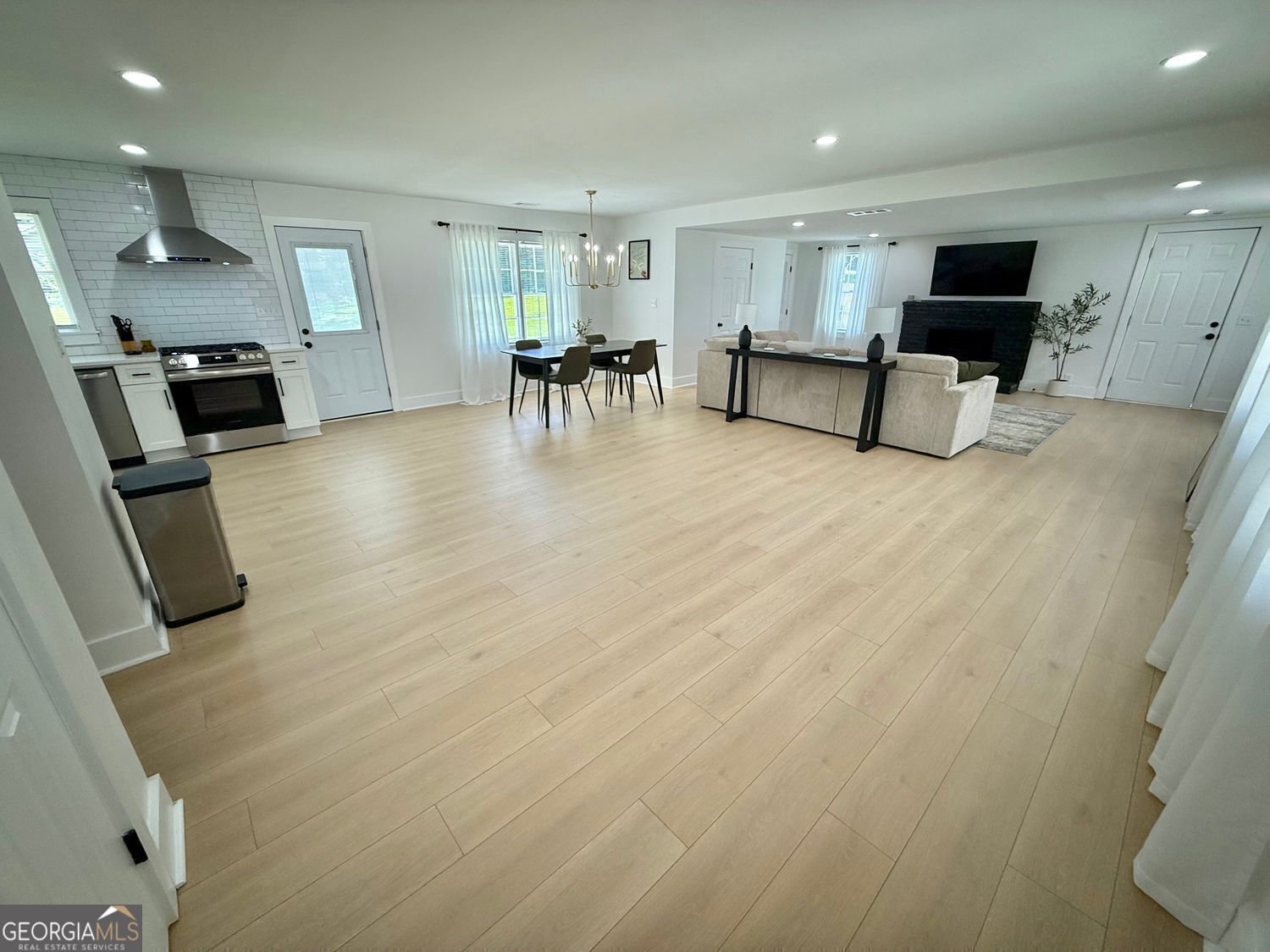 1932 Ferry Drive Marietta - 11