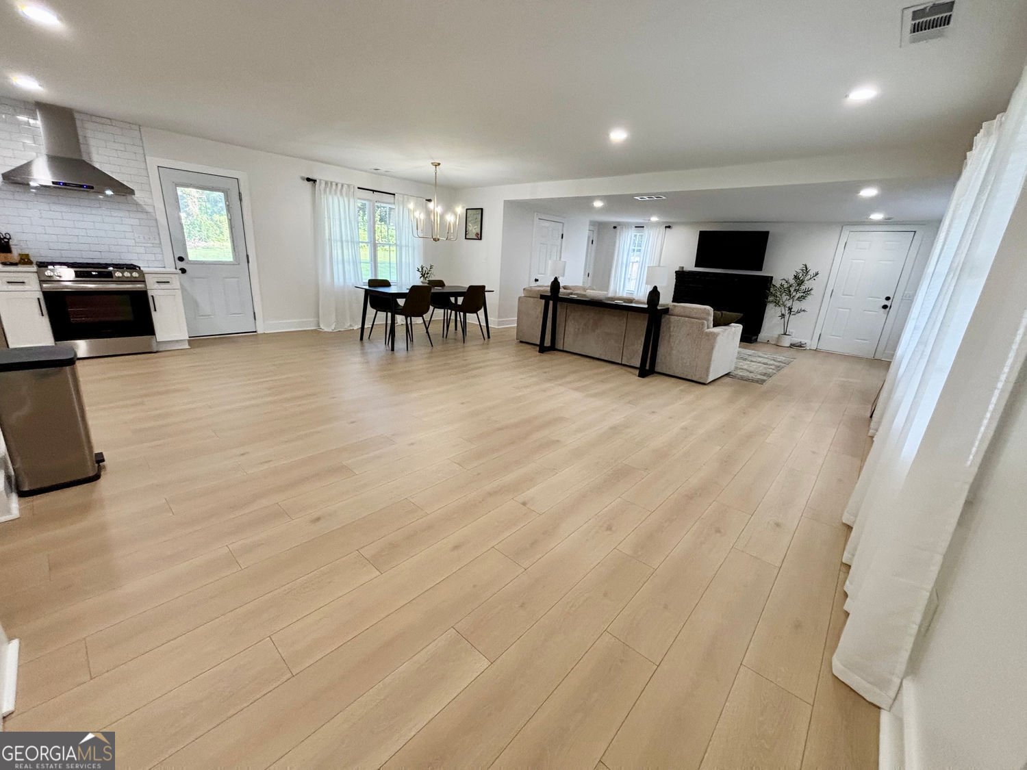 1932 Ferry Drive Marietta - 12