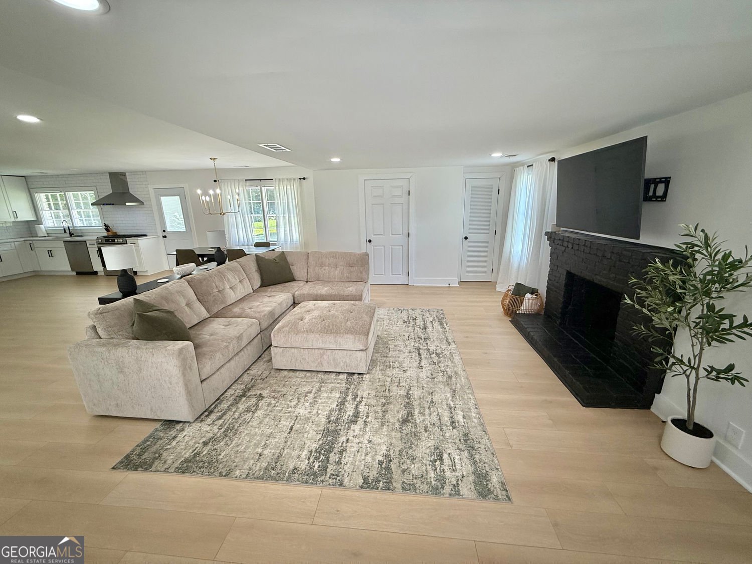 1932 Ferry Drive Marietta - 2