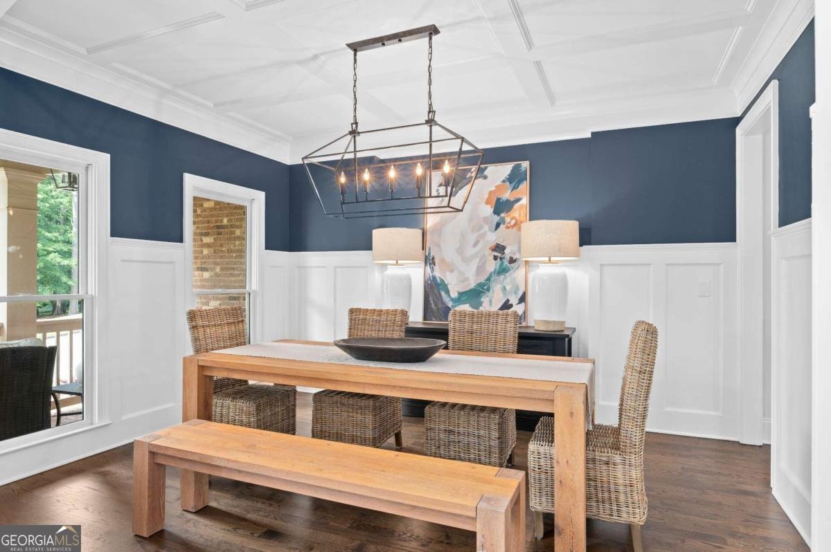 6045 Overlook Park Drive Cumming - 27