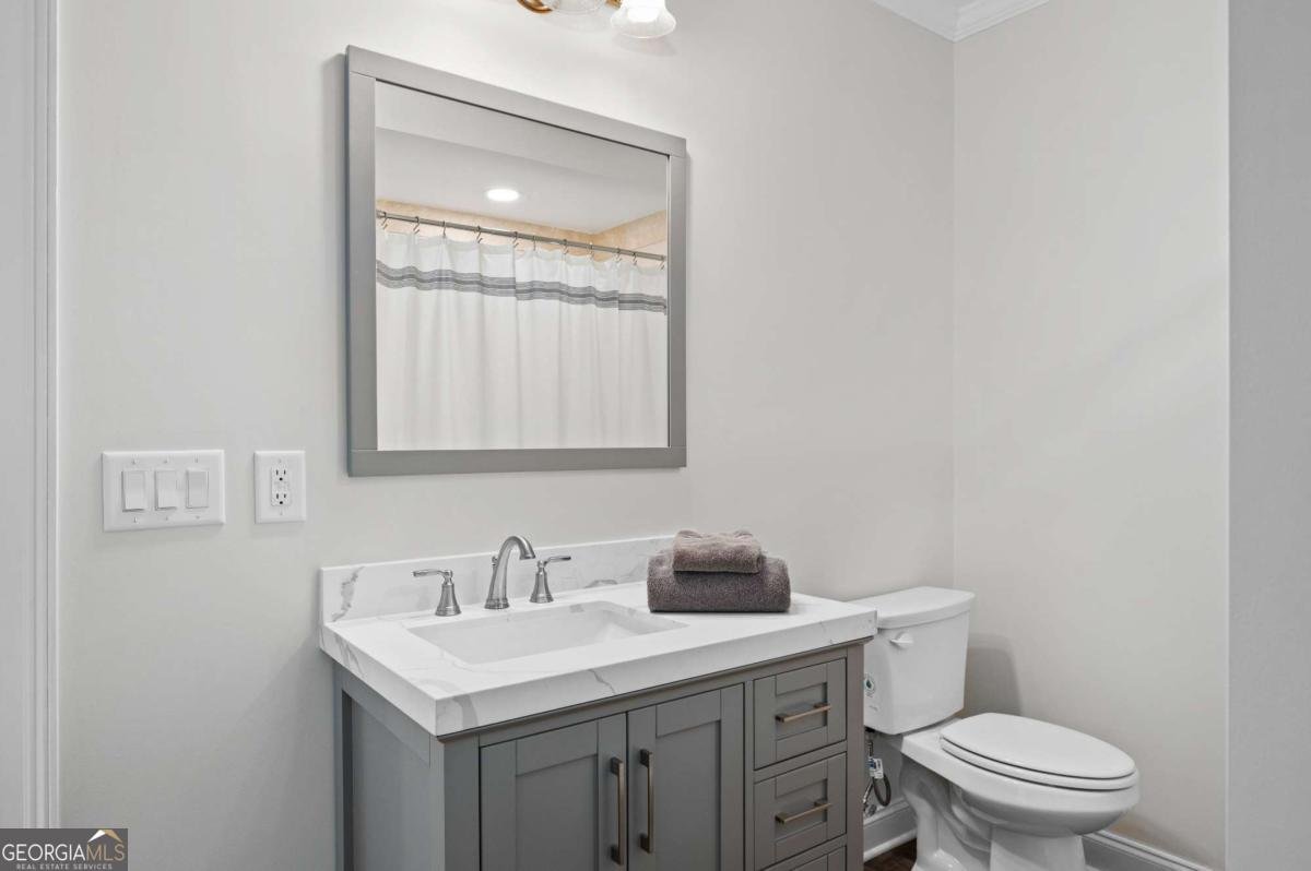 6045 Overlook Park Drive Cumming - 59