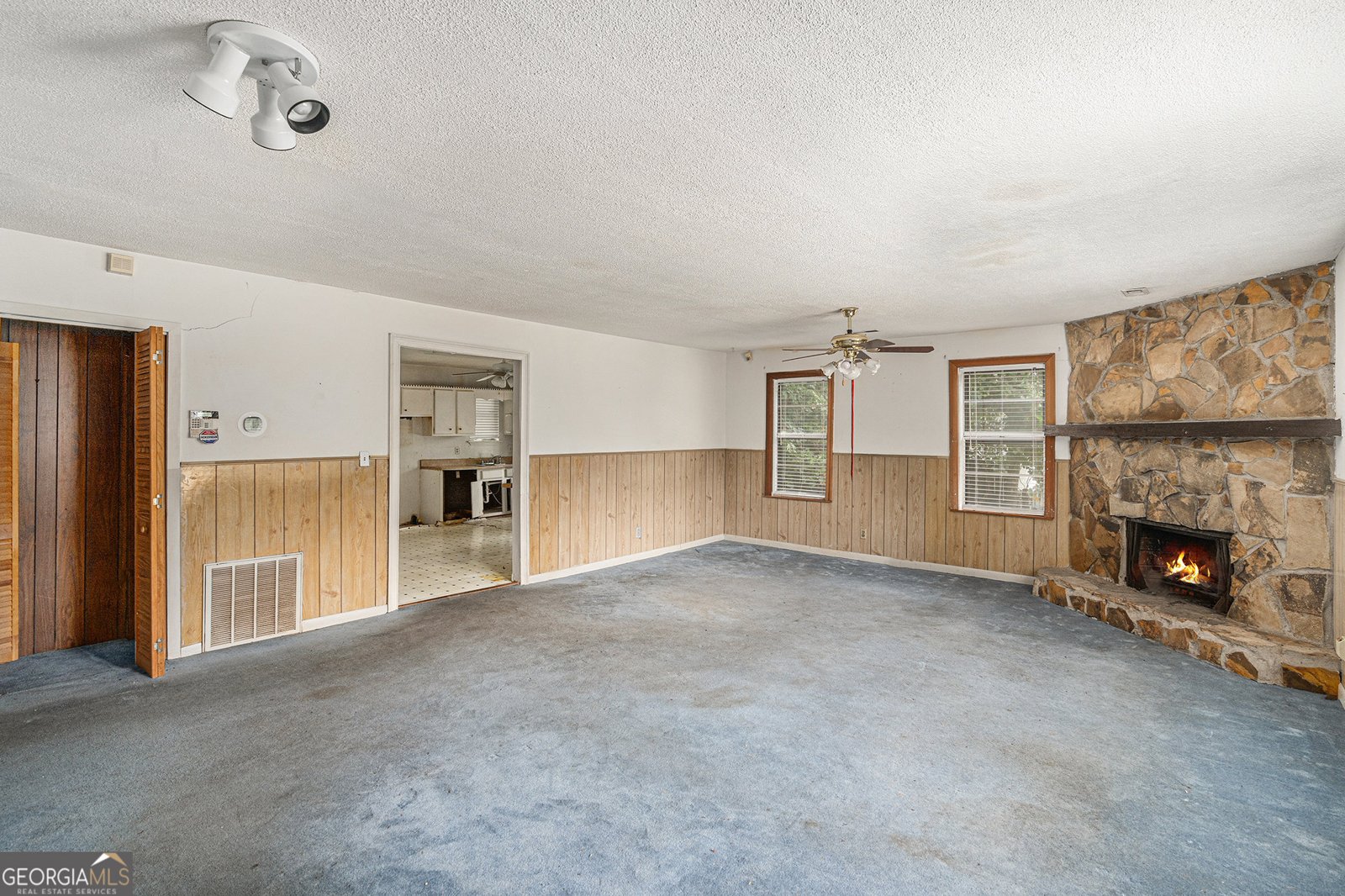 4705 Ernest Drive Forest Park - 8