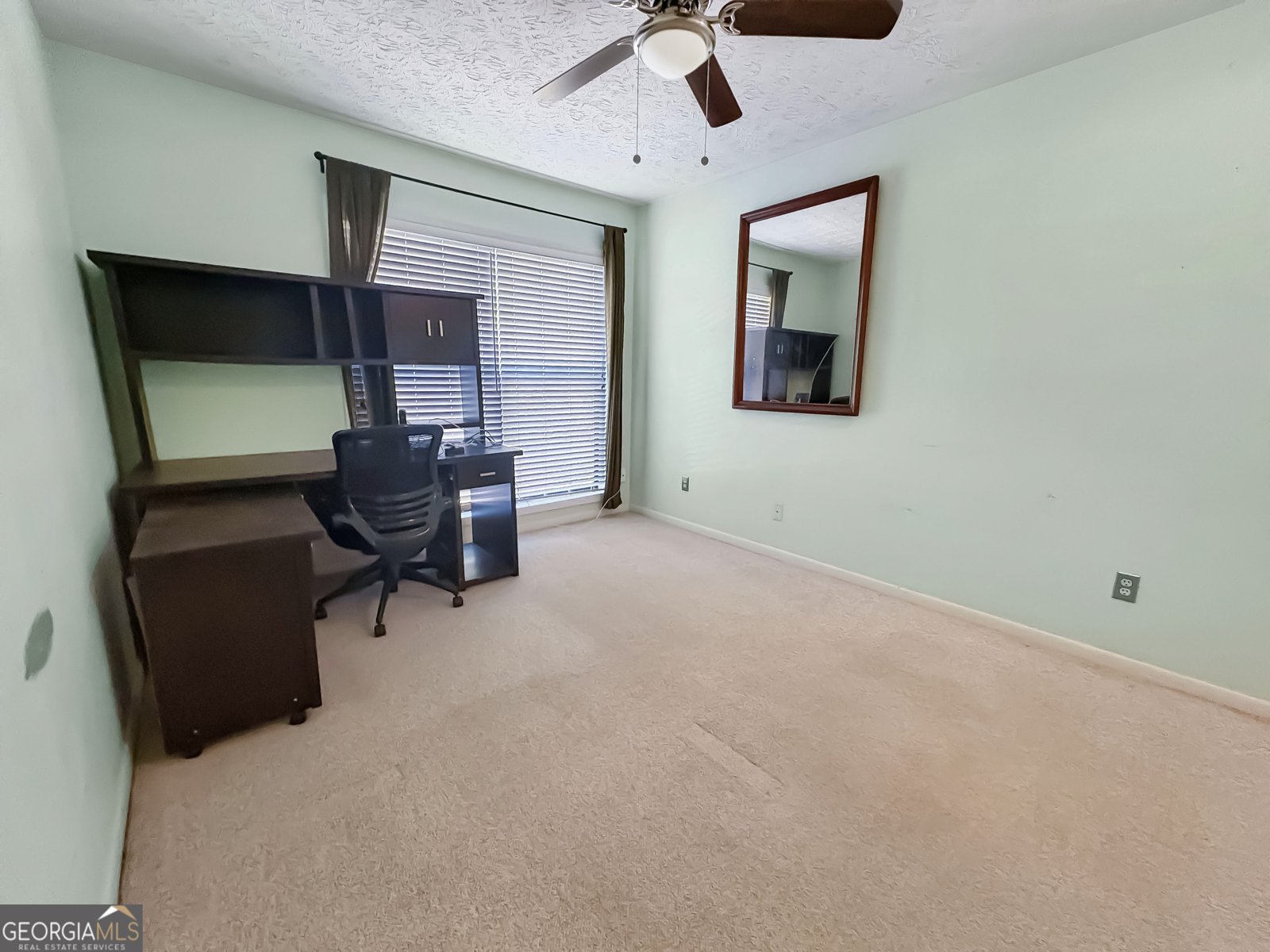 105 Governors Drive Forest Park - 17