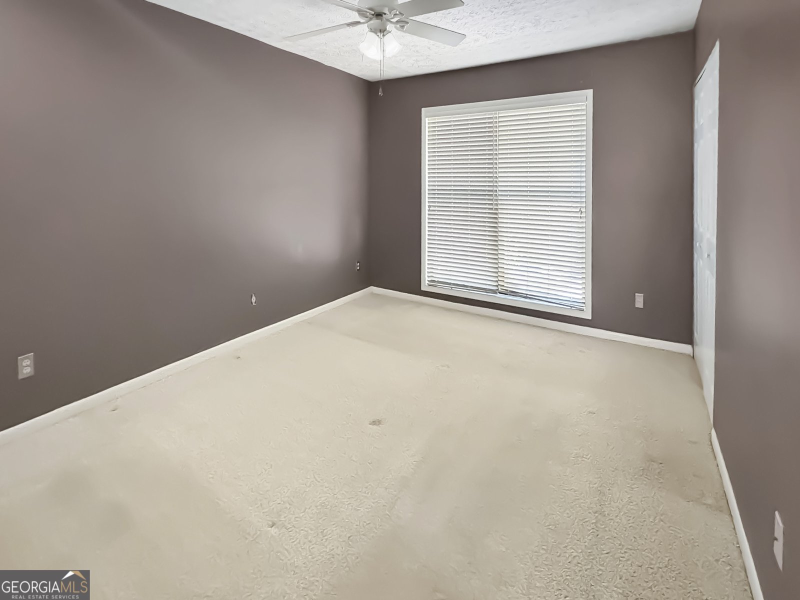 105 Governors Drive Forest Park - 18