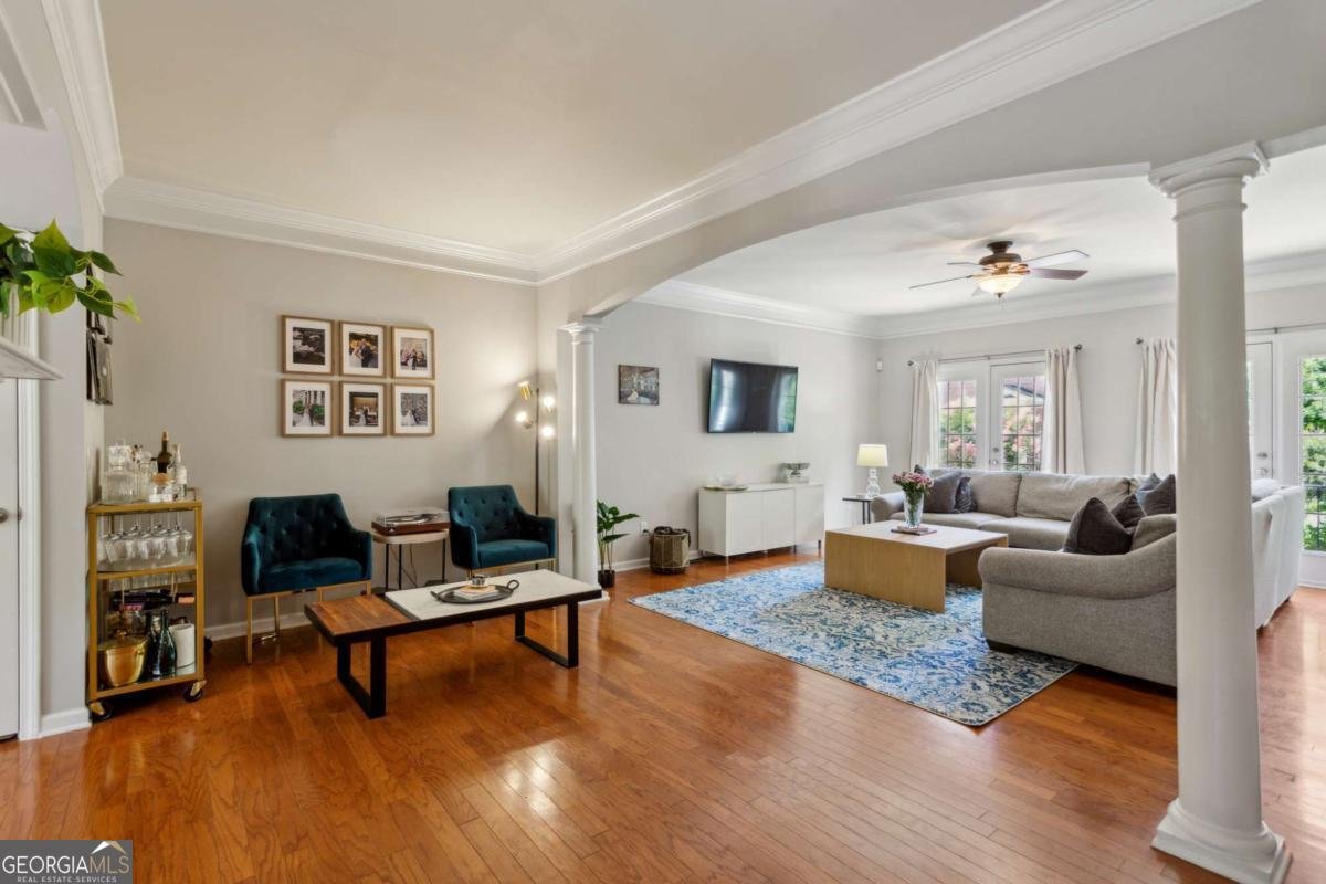 3895 Old Atlanta Station Drive Atlanta - 7