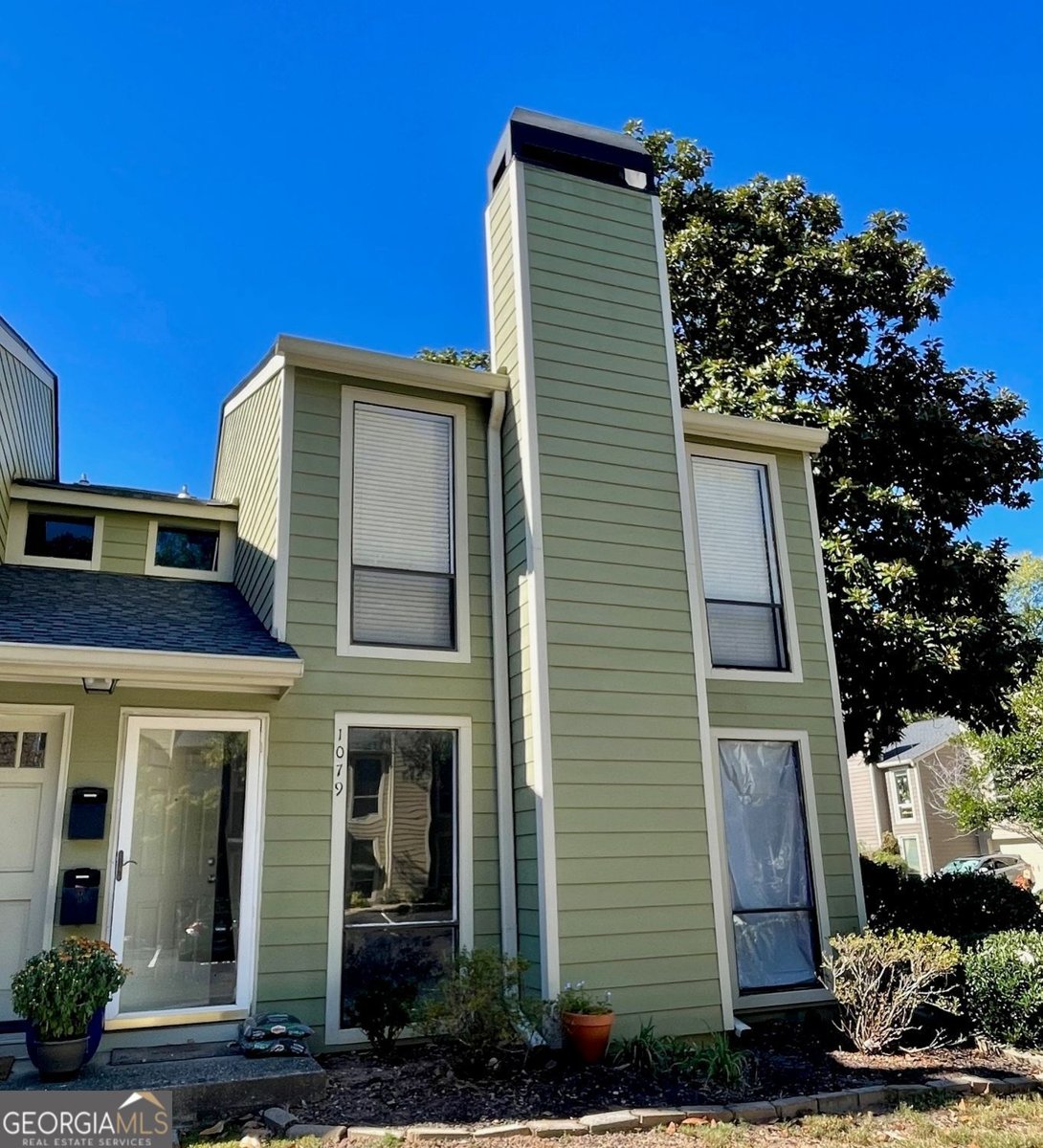 1079 Riverbend Club Drive Atlanta - 2