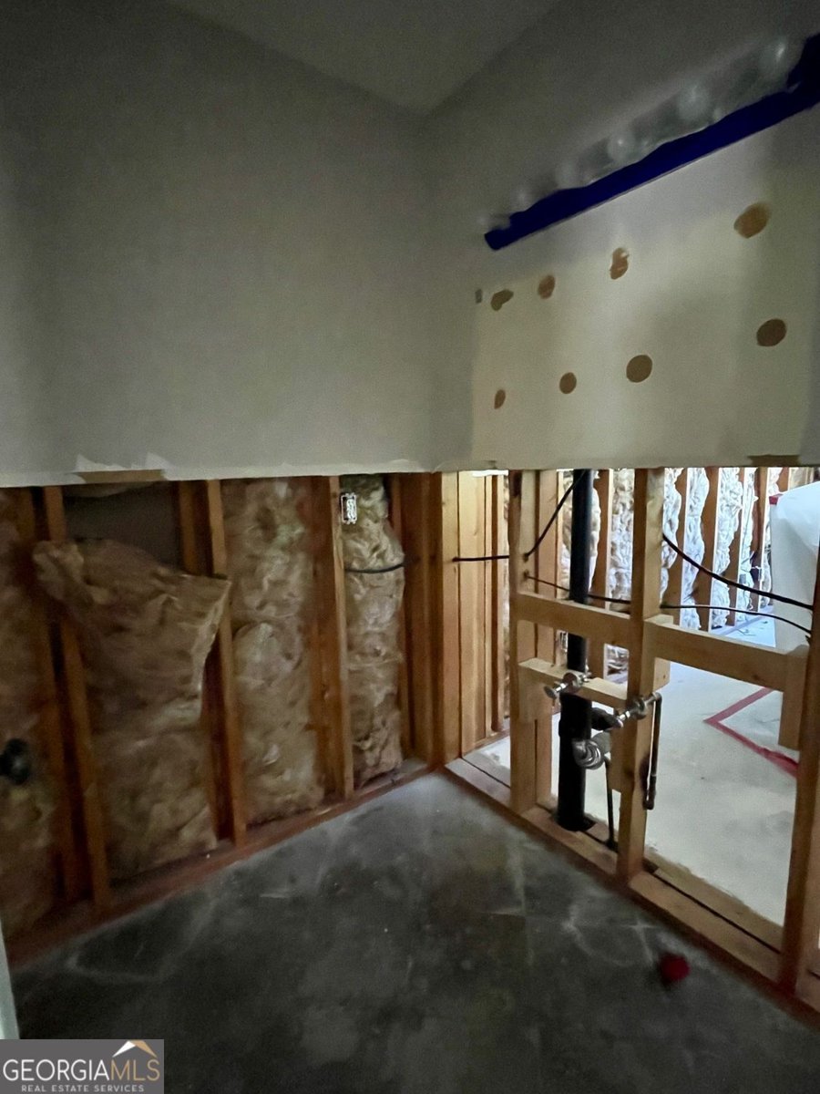 1079 Riverbend Club Drive Atlanta - 8