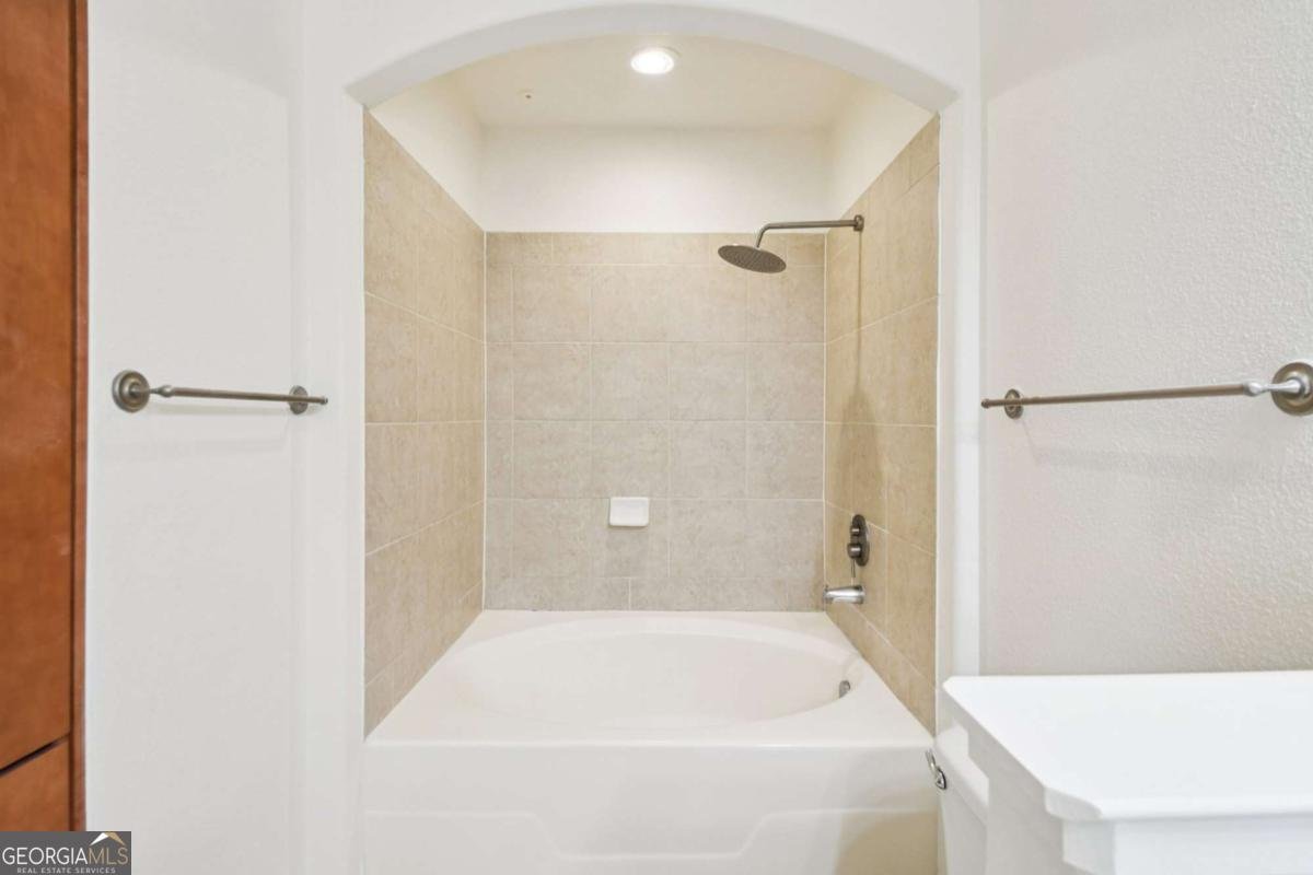 3445 Stratford Road Atlanta - 28