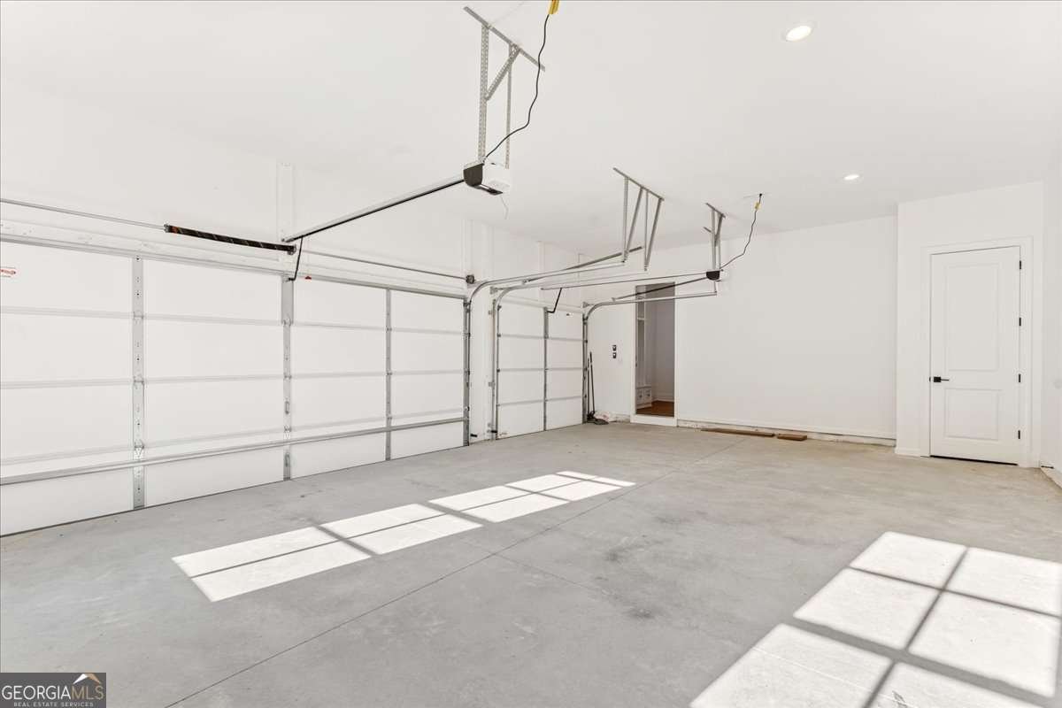 2899 Treeside Terrace Marietta - 1