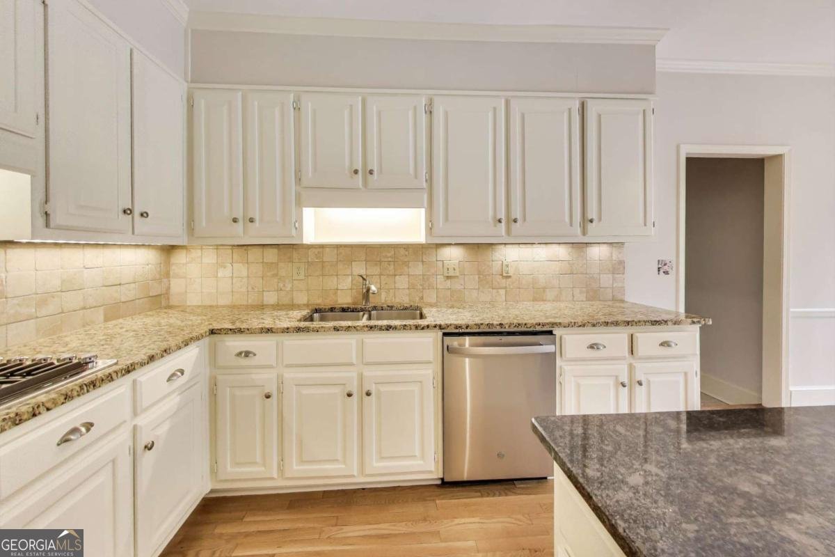 312 Westminister Lane Lilburn - 11