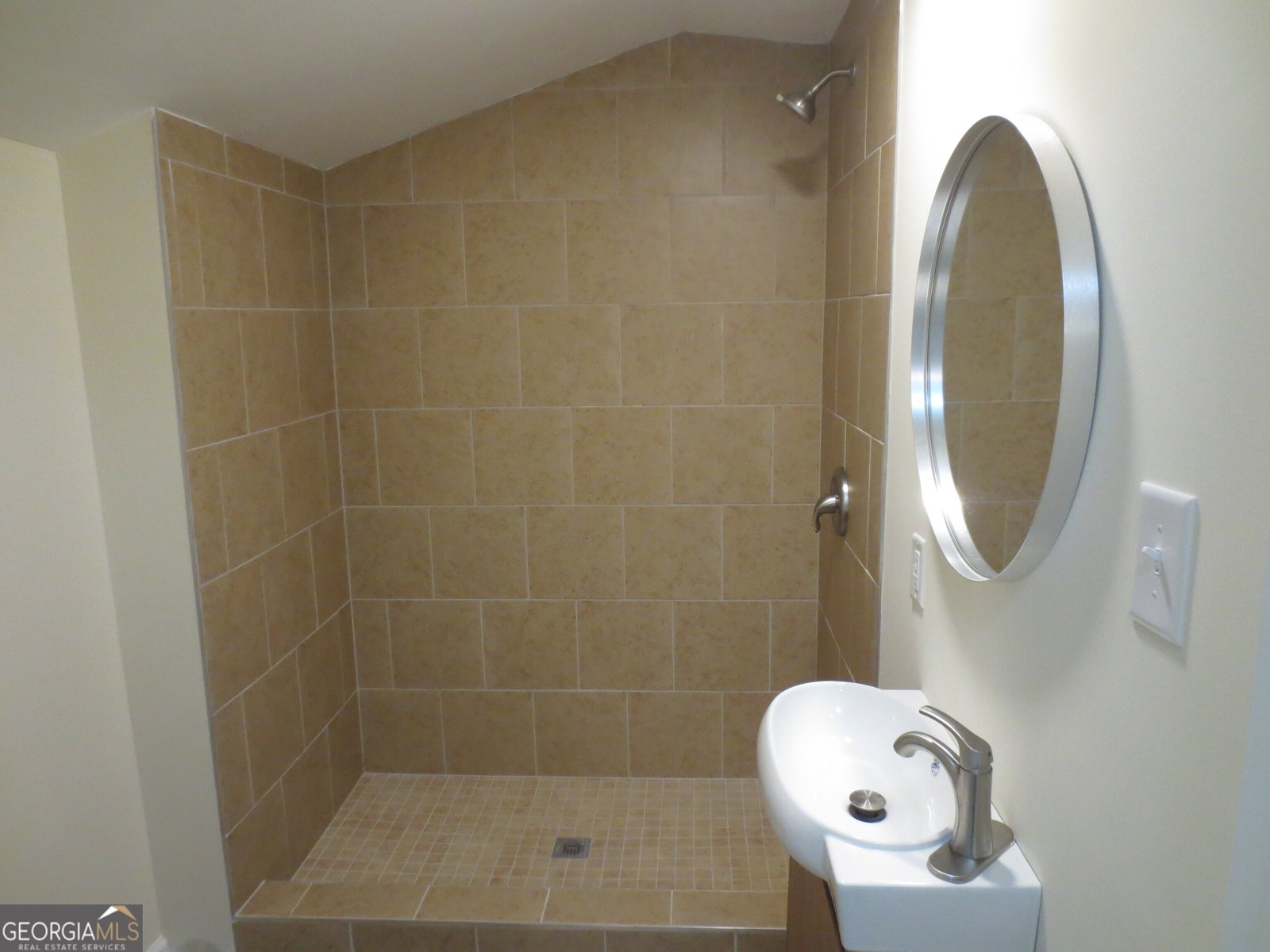 607 Courtland Avenue Fort Valley - 3