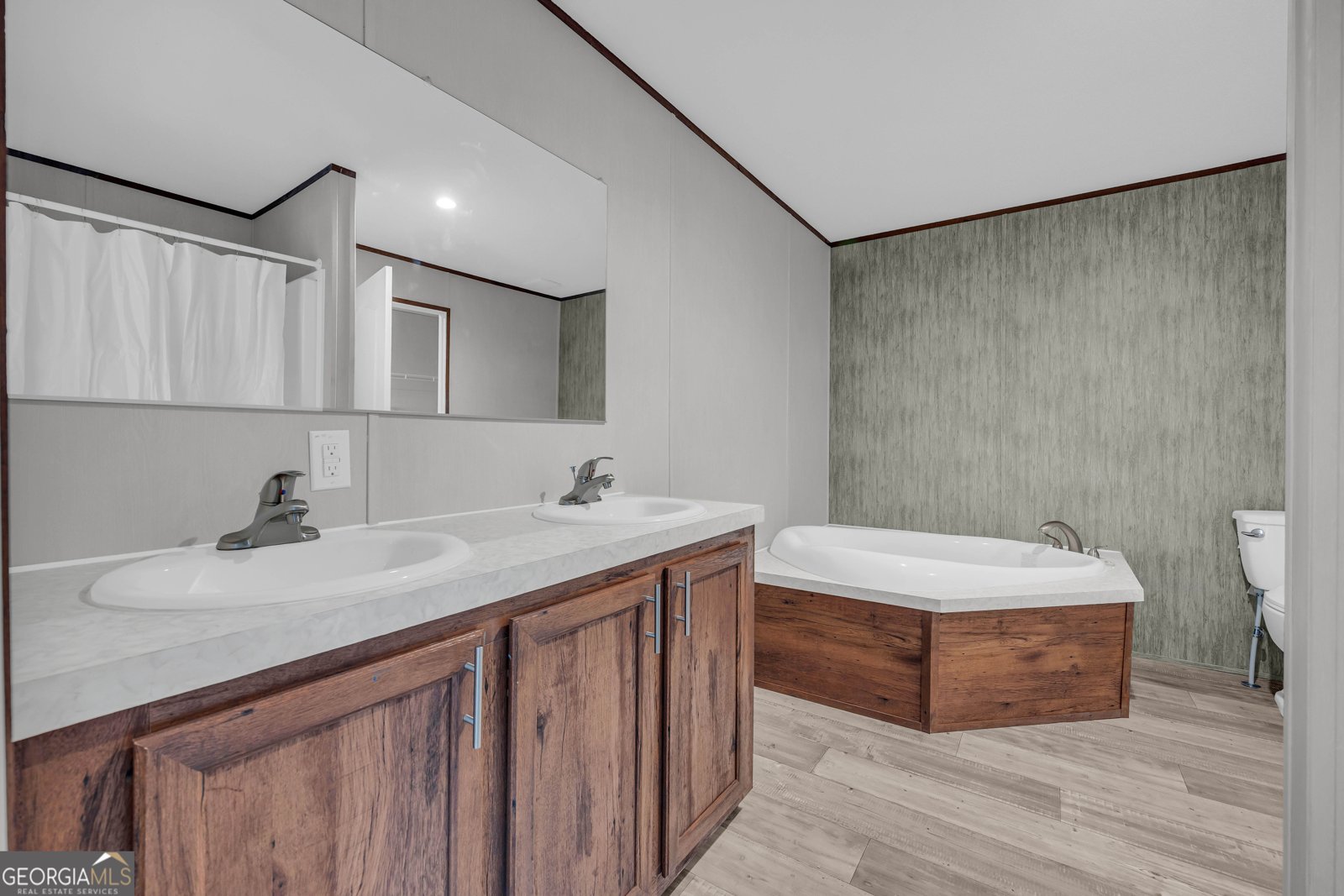 410 Wilson Cemetery Road Nicholson - 27