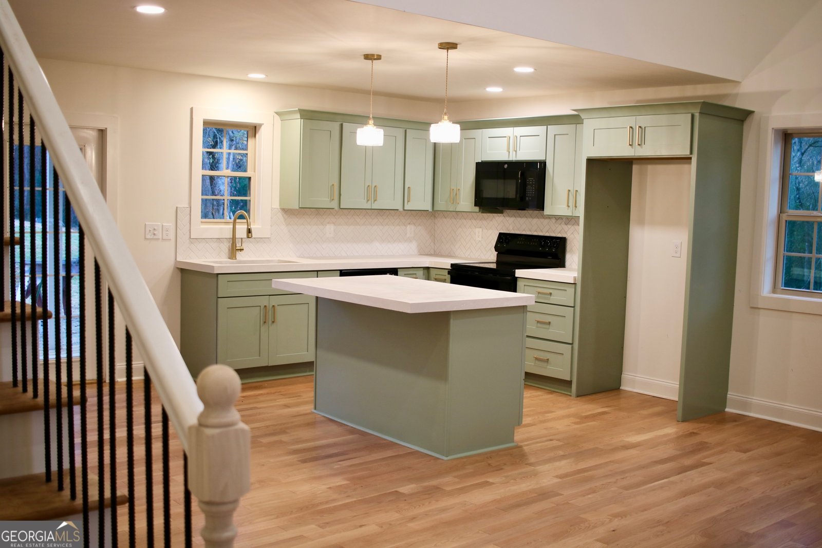 880 Old Airport Road Commerce - 3