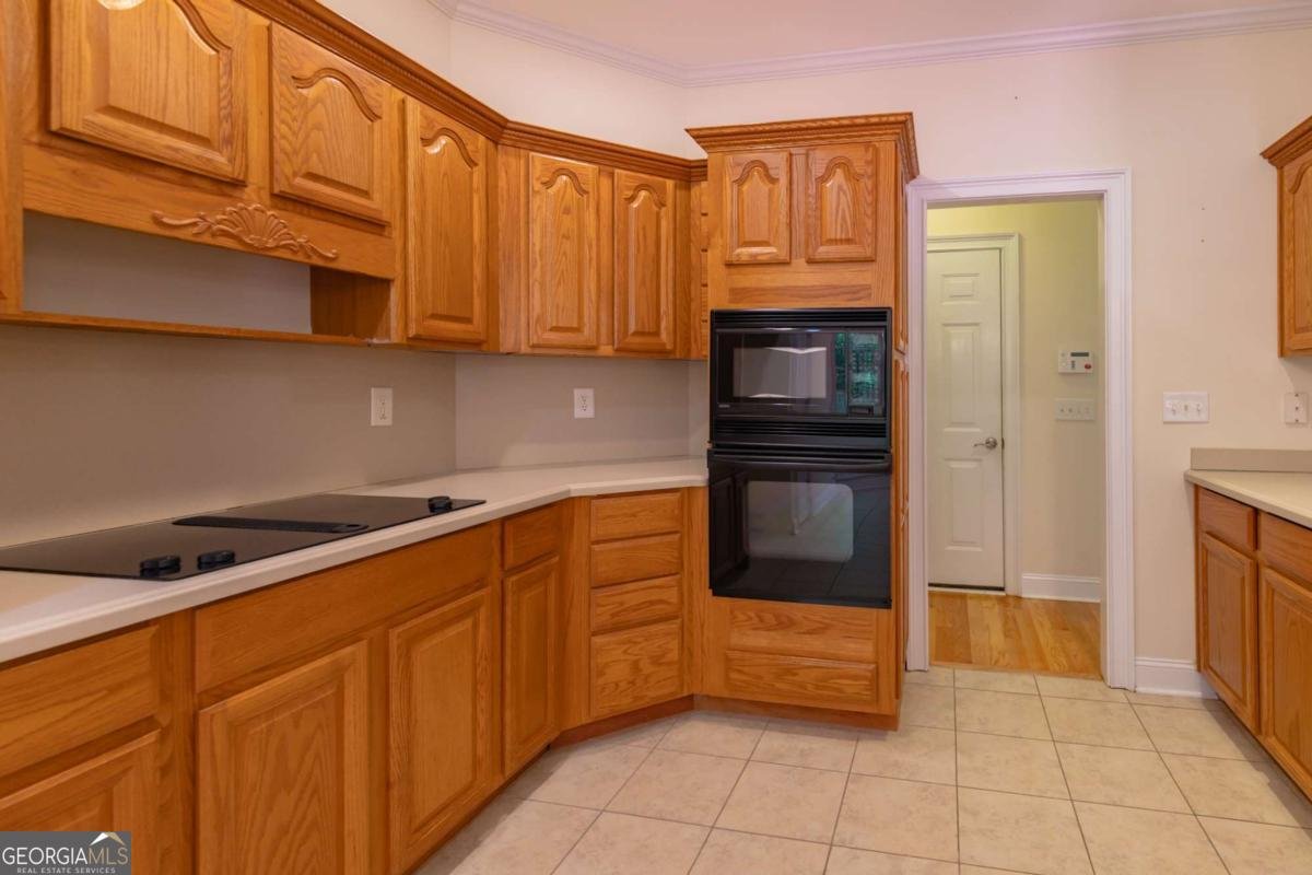 5581 Fox Glove Court Douglasville - 13