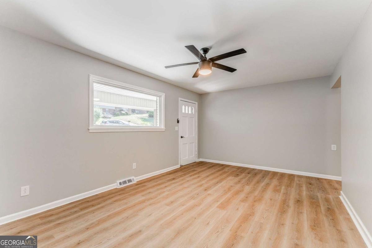 212 Alfred Avenue Rome - 16