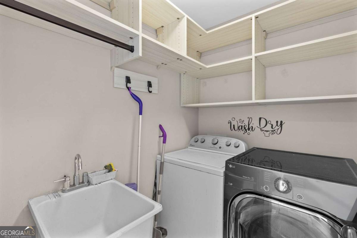 1460 Grant Drive Brookhaven - 20